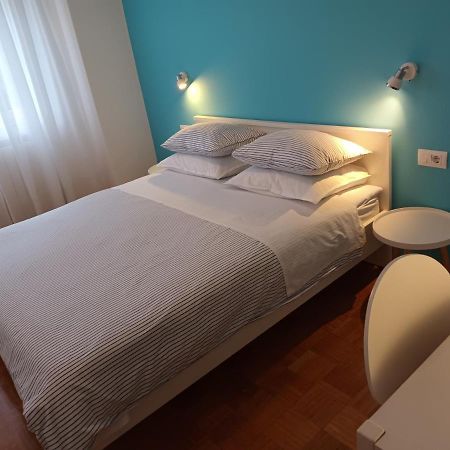 Apartments Leo Ровінь Екстер'єр фото