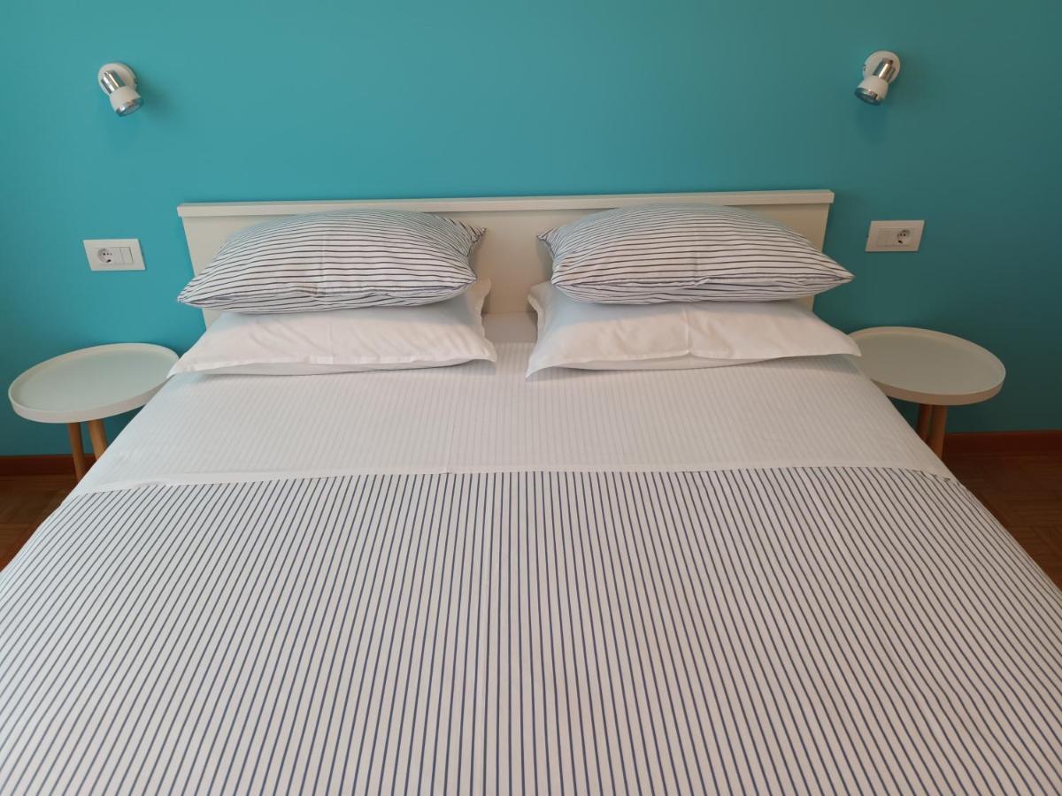 Apartments Leo Ровінь Екстер'єр фото